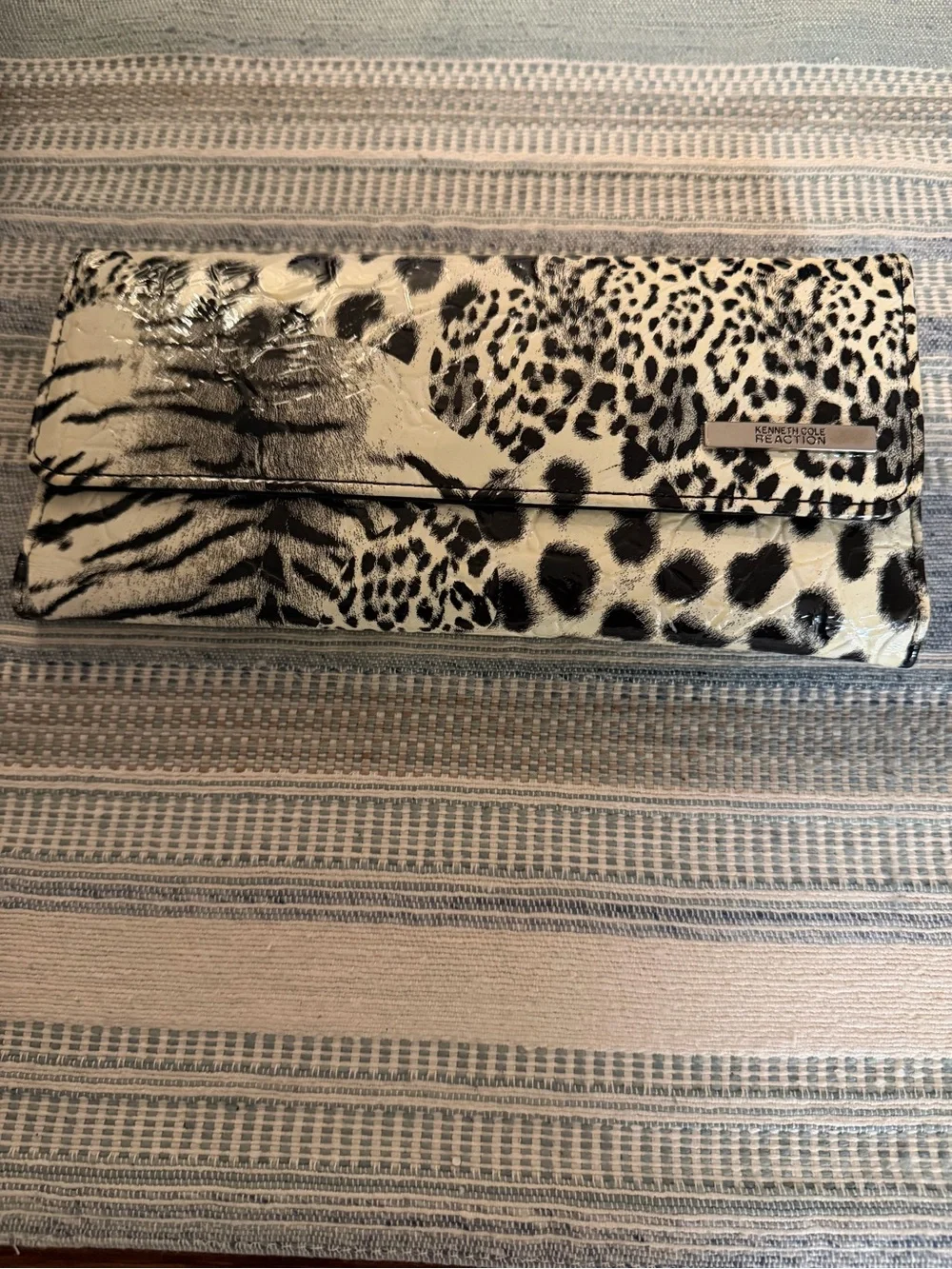 Kenneth Cole Reaction Black & White Animal-Print Fold over Clutch Wallet